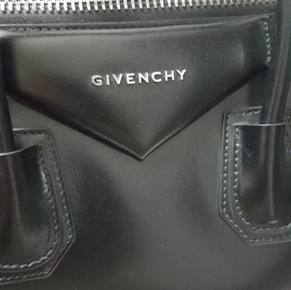 GIVENCHY ANTIGONA MEDIUM - Picture 2 of 9